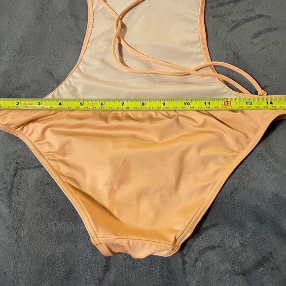 Sexy Cutout Peach Swimsuit (S/M) - Picture 4 of 4